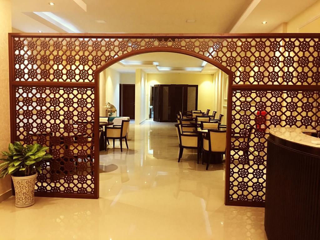 Grand Tayba Hotel Салала Екстер'єр фото