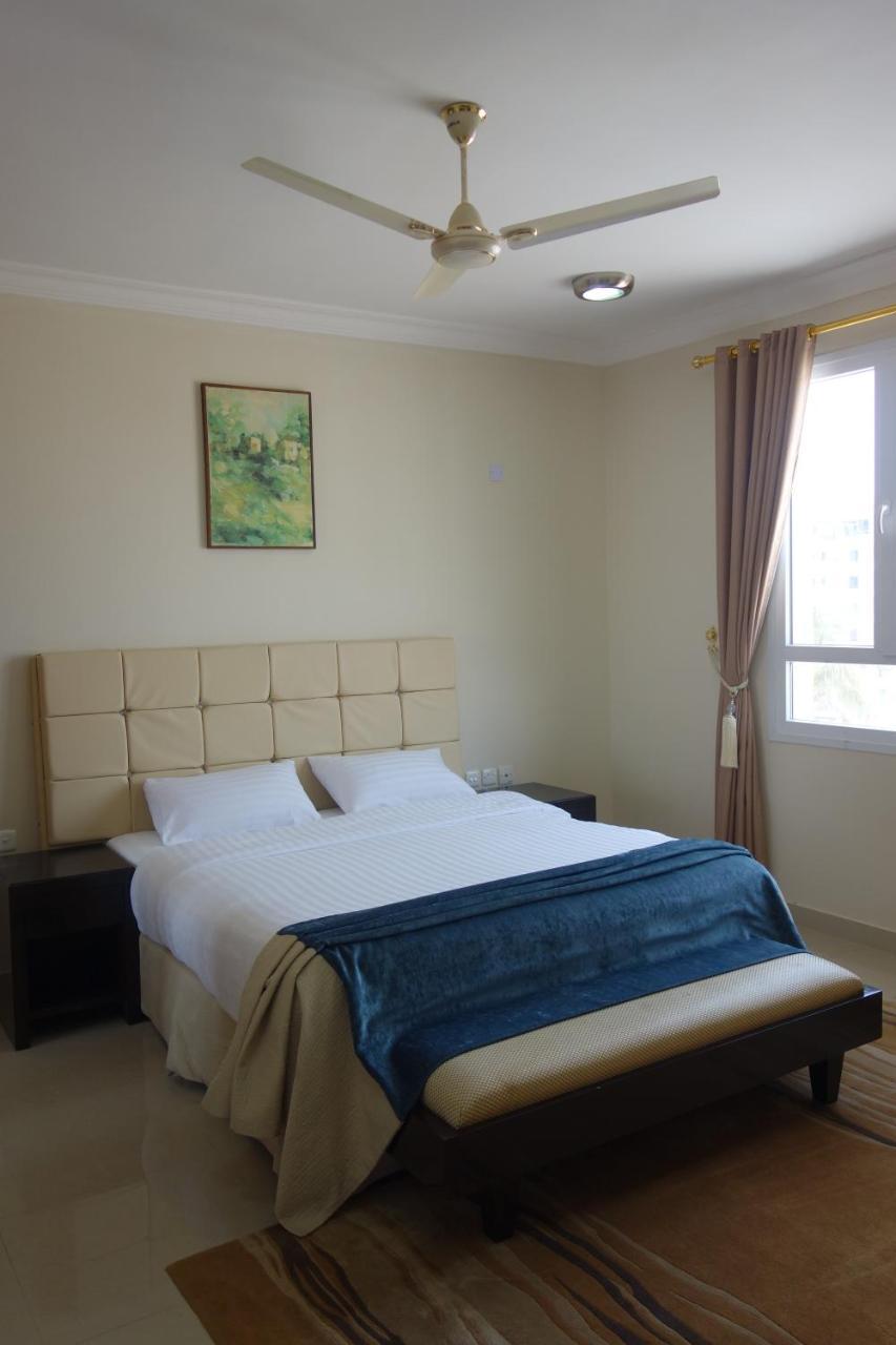 Grand Tayba Hotel Салала Екстер'єр фото