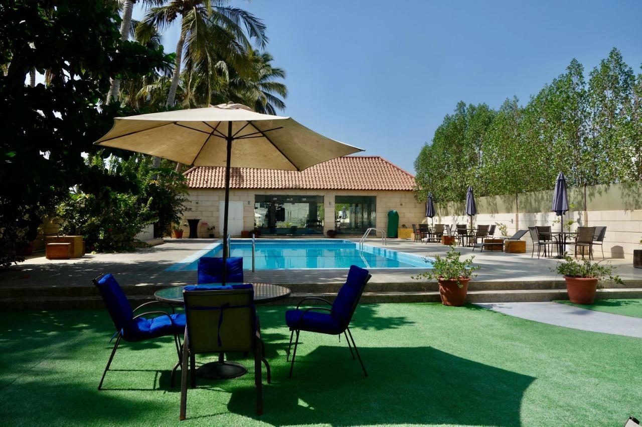 Grand Tayba Hotel Салала Екстер'єр фото