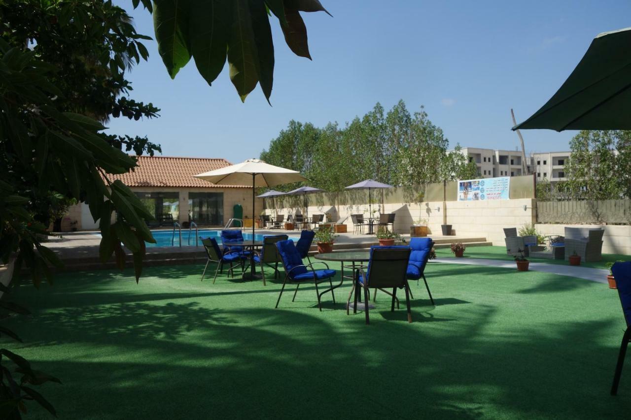 Grand Tayba Hotel Салала Екстер'єр фото